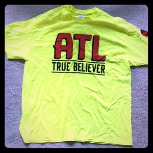 Atlanta hawks T-shirt